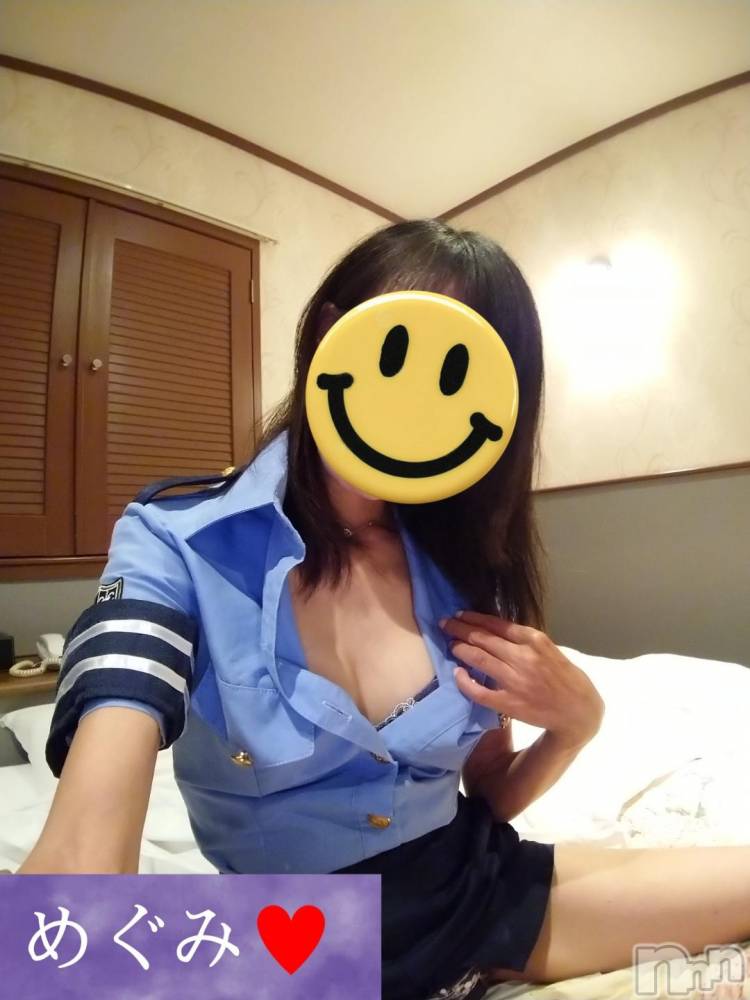 長岡デリヘル人妻楼　長岡店(ヒトヅマロウ　ナガオカテン) めぐみ(38)の12月10日写メブログ「本日突撃出勤(笑)お誘いお待ちしております♥️」