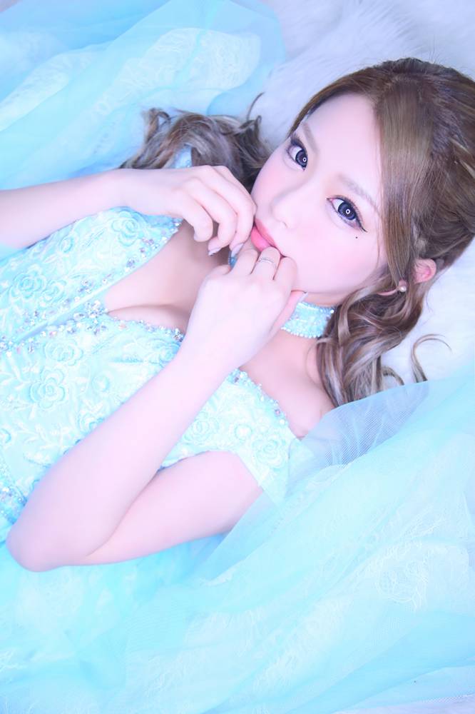 �Υ��С������륰��ӥ� CLUB HEARTS �Ϥ�(28),���äԡ�(25) 2����