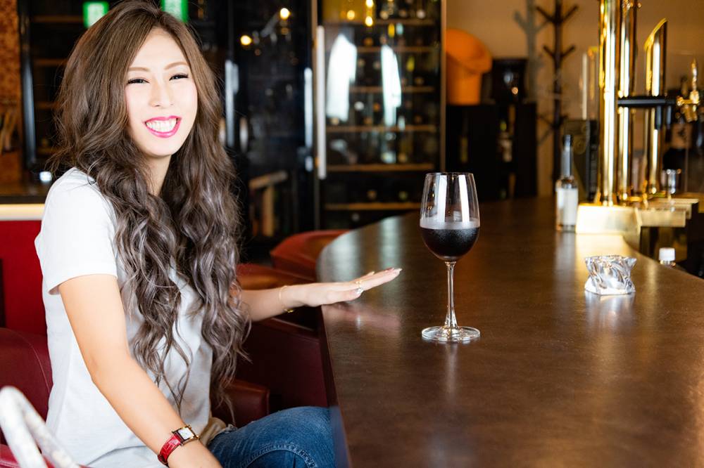 �Υ��С������륰��ӥ� Club Honey .() 2����