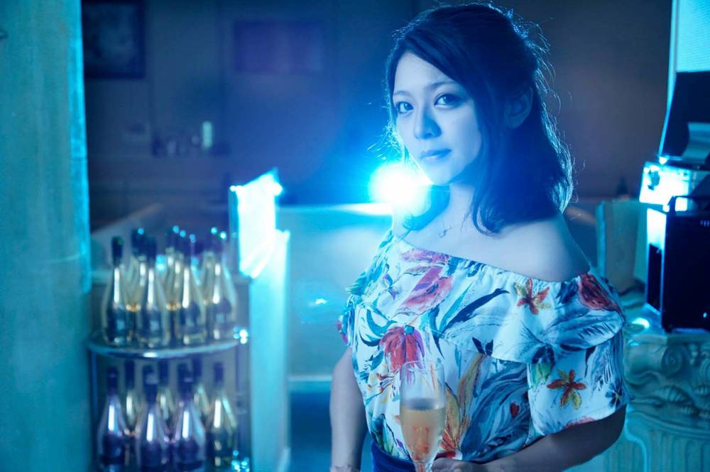 �Υ��С������륰��ӥ�  �椤(23) 3����