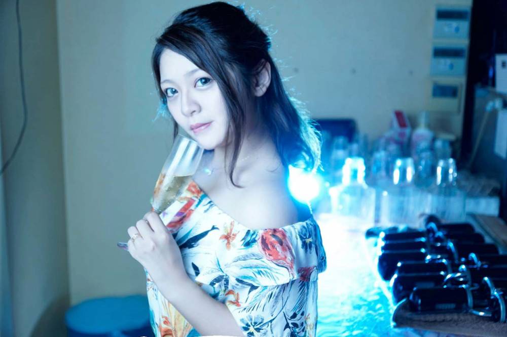 �Υ��С������륰��ӥ�  �椤(23) 4����