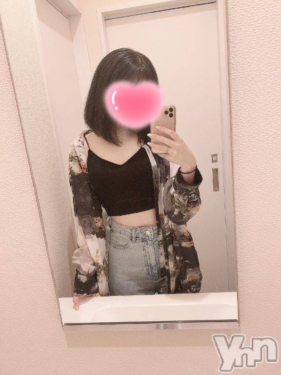 甲府デリヘル山梨デリヘル　絆　甲府店(ヤマナシデリヘル　キズナ　コウフテン) めぐな(23)の4月28日写メブログ「いるよー！」