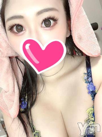 甲府デリヘル山梨デリヘル　絆　甲府店(ヤマナシデリヘル　キズナ　コウフテン)はな(24)の2021年12月8日写メブログ「なんだか」