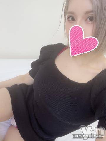 甲府デリヘル山梨デリヘル　絆　甲府店(ヤマナシデリヘル　キズナ　コウフテン) えりか(26)の9月15日写メブログ「出勤してます✨」