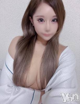 甲府デリヘル 山梨デリヘル　絆　甲府店(ヤマナシデリヘル　キズナ　コウフテン) えりか(26)の10月12日写メブログ「あと少し🥺」