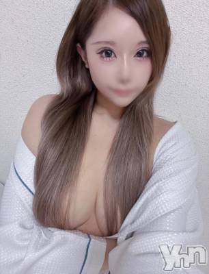 甲府デリヘル 山梨デリヘル　絆　甲府店(ヤマナシデリヘル　キズナ　コウフテン) えりか(26)の11月12日写メブログ「残り2日🥺」