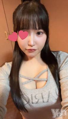 甲府ソープ 石蹄(セキテイ) えいみ(22)の3月4日写メブログ「あと2日︎︎☾*。」