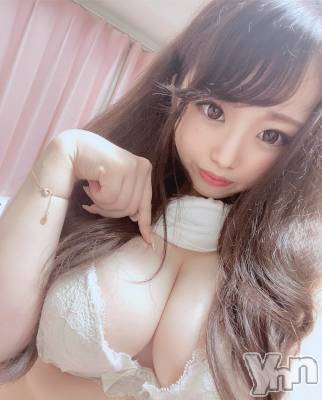 めろでぃ(21) 身長159cm、スリーサイズB97(G以上).W57.H88。甲府ソープ 石蹄(セキテイ)在籍。