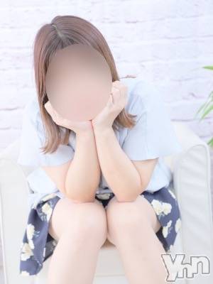 すずか(28) 身長155cm、スリーサイズB88(E).W59.H87。甲府人妻デリヘル 若妻専門デリヘル／山梨人妻(ワカヅマセンモンデリヘル／ヤマナシヒトヅマ)在籍。