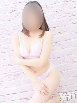 ゆうり(23) 身長152cm、スリーサイズB82(C).W57.H84。甲府人妻デリヘル 若妻専門デリヘル／山梨人妻(ワカヅマセンモンデリヘル／ヤマナシヒトヅマ)在籍。