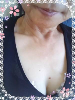 甲府デリヘル 甲府人妻隊(コウフヒトヅマタイ) ゆみ(43)の5月14日写メブログ「出勤してるよ～」