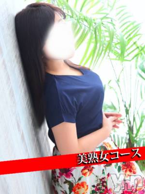 りかこ(46) 身長154cm、スリーサイズB97(F).W62.H96。甲府人妻デリヘル 甲府人妻隊(コウフヒトヅマタイ)在籍。