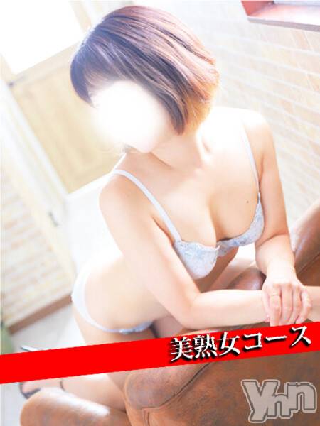 みいな
