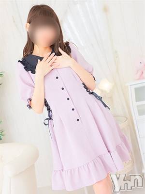 ゆめ(23) 身長160cm、スリーサイズB84(B).W57.H85。甲府デリヘル LOVE CLOVER(ラブクローバー)在籍。
