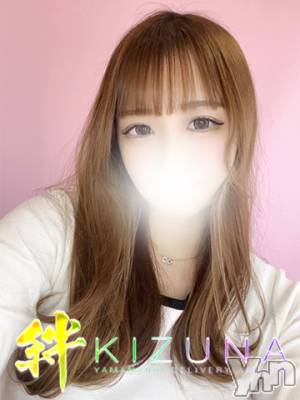 ねる(23) 身長158cm、スリーサイズB86(D).W55.H84。甲府デリヘル 山梨デリヘル　絆　甲府店(ヤマナシデリヘル　キズナ　コウフテン)在籍。