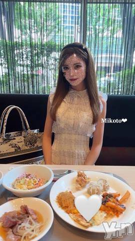 甲府ソープ石蹄(セキテイ)みこと(25)の2024年7月22日写メブログ「待ってます🪽」