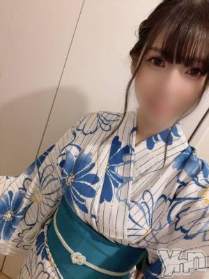 あみ(22) 身長168cm、スリーサイズB89(E).W56.H90。甲府ソープ BARUBORA(バルボラ)在籍。