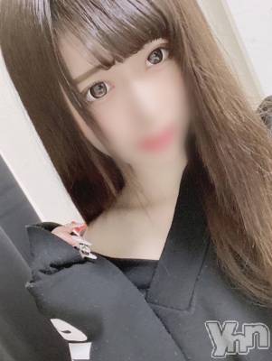 みお(20) 身長153cm、スリーサイズB84(C).W54.H86。甲府ソープ BARUBORA(バルボラ)在籍。