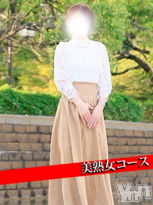 ゆい(40) 身長158cm、スリーサイズB83(C).W57.H84。甲府人妻デリヘル 甲府人妻隊(コウフヒトヅマタイ)在籍。