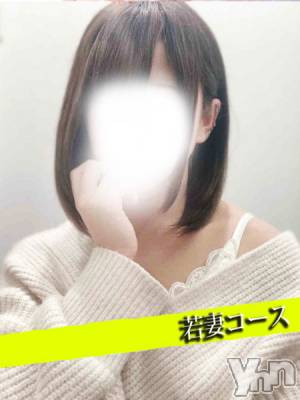 もか(21) 身長152cm、スリーサイズB86(E).W56.H84。甲府人妻デリヘル 甲府人妻隊(コウフヒトヅマタイ)在籍。