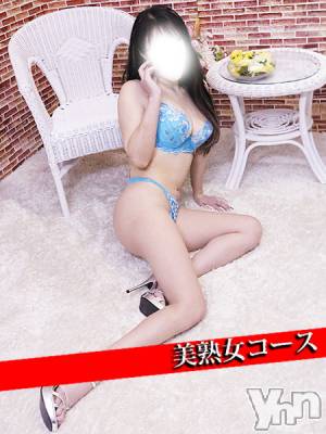 かのか(41) 身長159cm、スリーサイズB90(F).W60.H91。甲府人妻デリヘル 甲府人妻隊(コウフヒトヅマタイ)在籍。