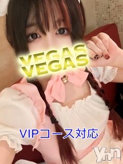 あずみ(19) 身長161cm、スリーサイズB88(G以上).W57.H87。石和ソープ 石和クリスタル(イサワクリスタル)在籍。