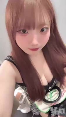 ��ͤη������򤷤Ƥ���