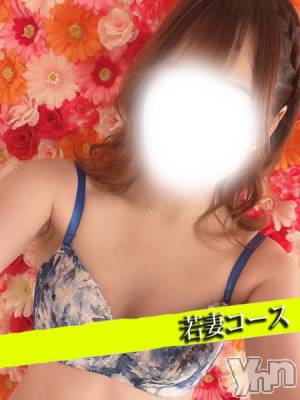 るあ(22) 身長156cm、スリーサイズB84(C).W58.H85。甲府人妻デリヘル 甲府人妻隊(コウフヒトヅマタイ)在籍。
