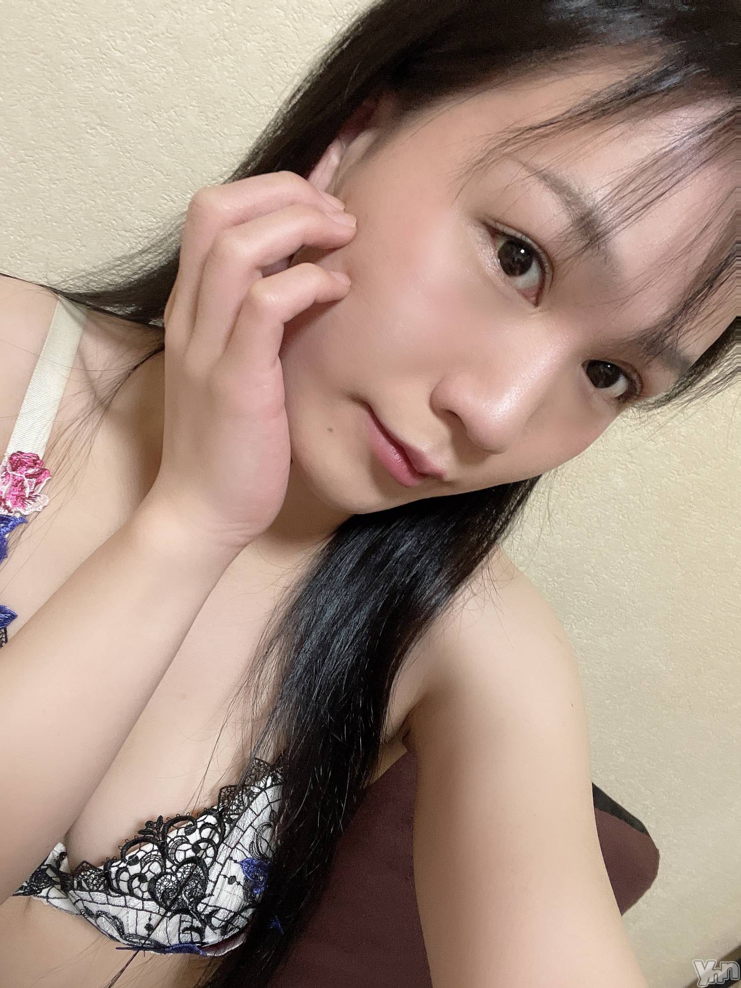 甲府デリヘルThree＆Men’s Spa 甲府(スリー＆メンズスパ コウフ)NHかえでツー(22)の2026年1月9日写メブログ「残り1枠！」