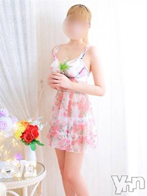 みれい(19) 身長163cm、スリーサイズB84(B).W56.H85。甲府デリヘル LOVE CLOVER(ラブクローバー)在籍。