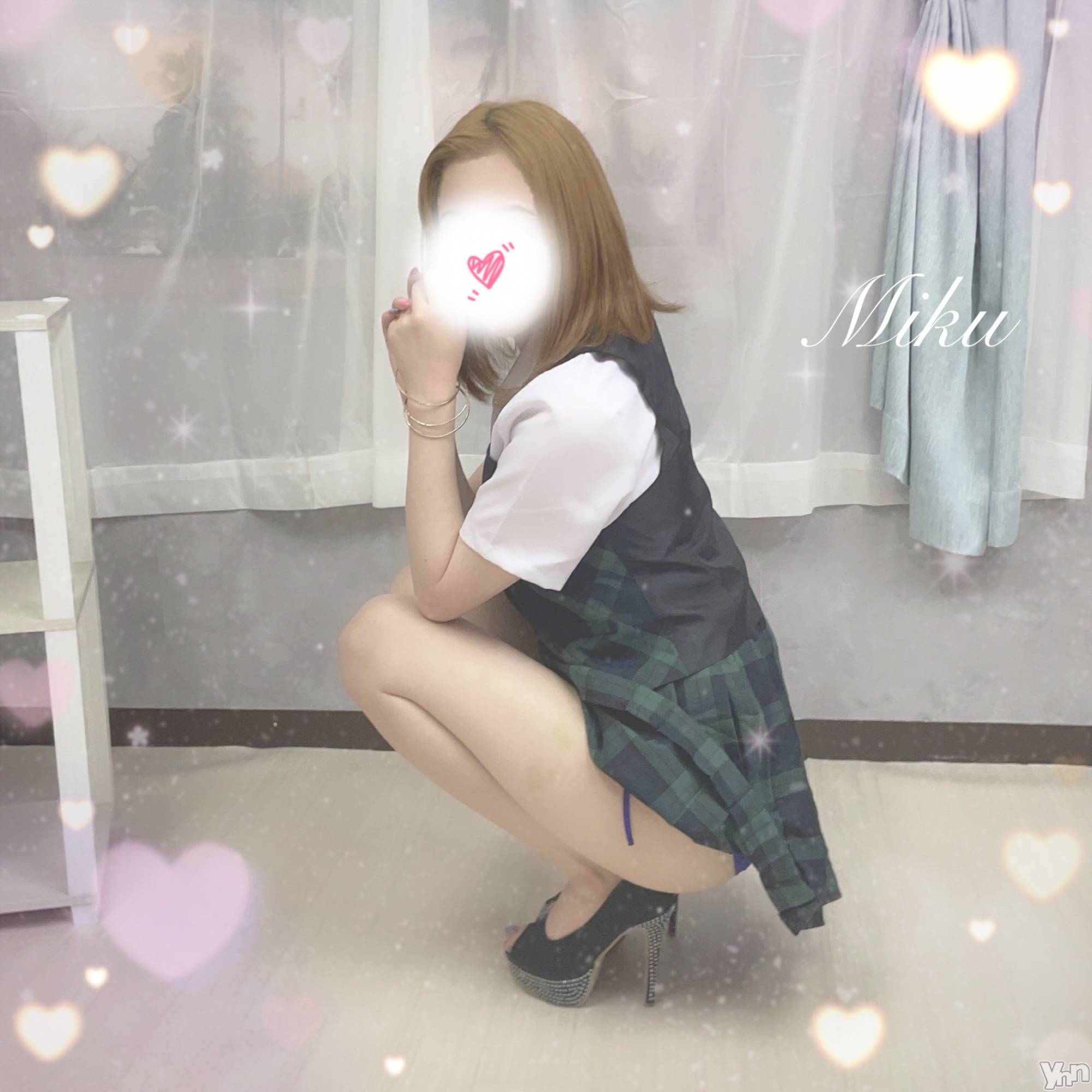 甲府デリヘルザ10,000円甲府店 (ザイチマンエンコウフテン)みく(21)の2023年9月19日写メブログ「変更💦」