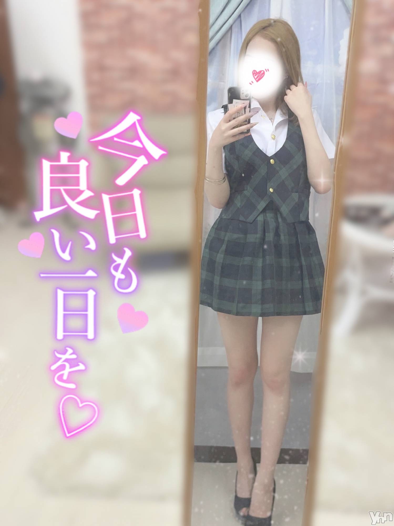 甲府デリヘルザ10,000円甲府店 (ザイチマンエンコウフテン)みく(21)の2023年9月22日写メブログ「華金🌸」