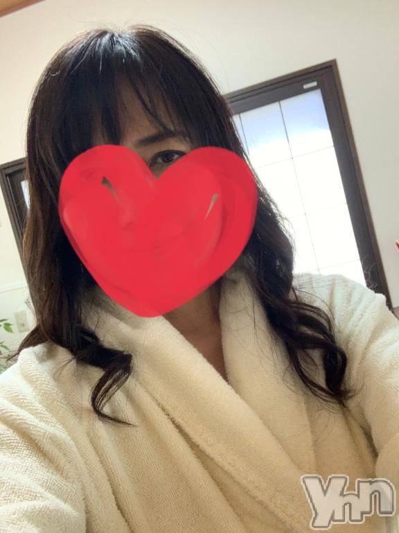 甲府デリヘル甲府人妻隊(コウフヒトヅマタイ) 新人まゆみ(50)の12月29日写メブログ「[お題]from:ニベアでいいんか？さん」