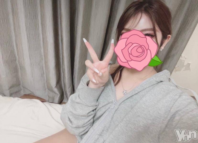 甲府デリヘル山梨デリヘル　絆　甲府店(ヤマナシデリヘル　キズナ　コウフテン) ほしな(22)の12月7日写メブログ「出勤🏴󠁧󠁢󠁷󠁬󠁳󠁿👳‍♂️🫶💞」