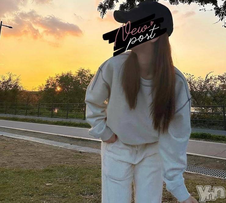 甲府デリヘル山梨デリヘル　絆　甲府店(ヤマナシデリヘル　キズナ　コウフテン)ほしな(22)の2024年12月10日写メブログ「最終日🐤✨🐤✨🐤✨🐤✨🐤✨🐤✨🐤✨🐤✨🐤✨🐤✨🐤」