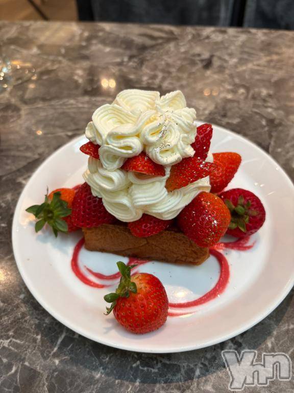 石和ソープ石和クリスタル(イサワクリスタル)じゅん(32)の2026年6月15日写メブログ「食べ納め🍓」
