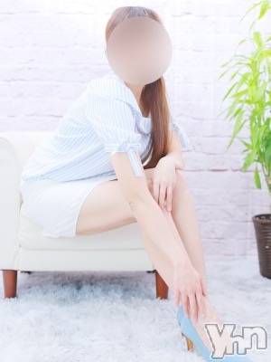 えみか(27) 身長160cm、スリーサイズB87(F).W58.H86。甲府人妻デリヘル 若妻専門デリヘル／山梨人妻(ワカヅマセンモンデリヘル／ヤマナシヒトヅマ)在籍。