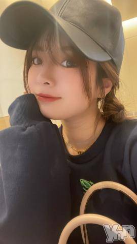 甲府ソープオレンジハウス せいら(21)の11月18日写メブログ「出勤🩵‎🤍」