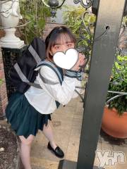 石和ソープ石和クリスタル(イサワクリスタル) りりあ(23)の10月5日写メブログ「おはよです(っ﹏-) .｡」