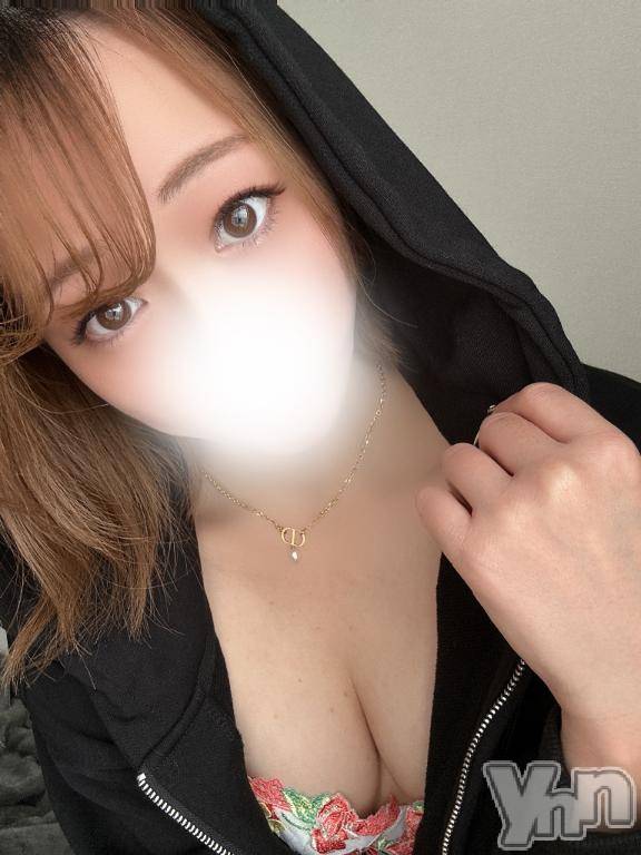 甲府デリヘル甲府人妻隊(コウフヒトヅマタイ) るあ(22)の11月1日写メブログ「5日目👀」