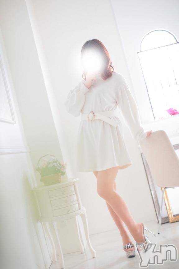 甲府デリヘル甲府人妻隊(コウフヒトヅマタイ) るあ(22)の4月1日写メブログ「好きなタイプは？」