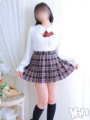 ひなき(22) 身長168cm、スリーサイズB85(B).W56.H84。甲府デリヘル LOVE CLOVER(ラブクローバー)在籍。