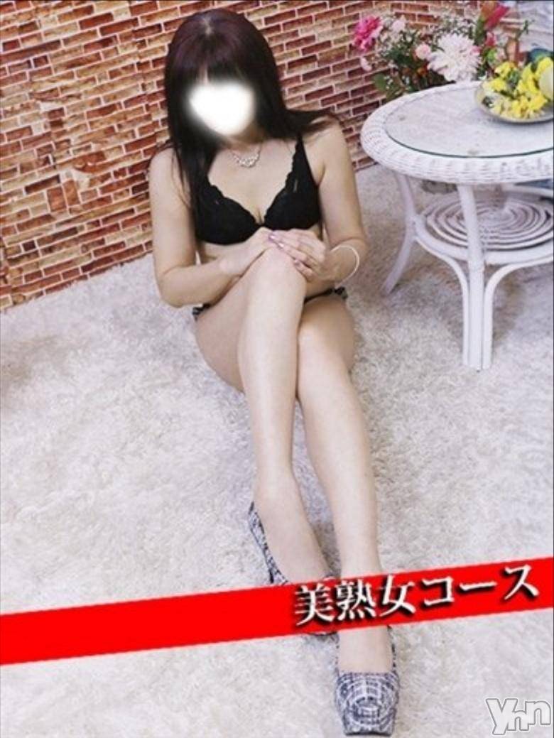 甲府デリヘル甲府人妻隊(コウフヒトヅマタイ)新人れいな(43)の2024年11月1日写メブログ「今日出勤でしたが…」