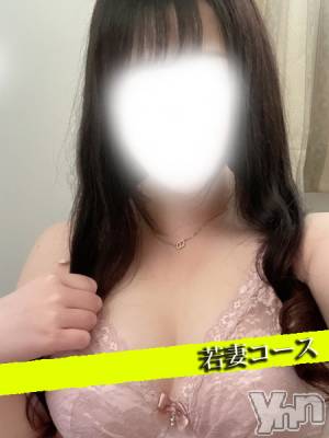 新人いおり(27) 身長153cm、スリーサイズB89(F).W60.H90。甲府デリヘル 甲府人妻隊(コウフヒトヅマタイ)在籍。