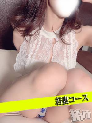 新人よな(27) 身長160cm、スリーサイズB83(E).W58.H84。甲府デリヘル 甲府人妻隊(コウフヒトヅマタイ)在籍。