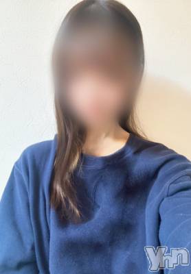 久本まりな(19) 身長166cm、スリーサイズB82(B).W58.H85。甲府デリヘル 甲府回春アロマージュ(コウフカイシュンアロマージュ)在籍。