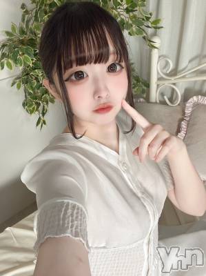 かほ(19) 身長153cm、スリーサイズB84(C).W58.H83。甲府ソープ オレンジハウス在籍。