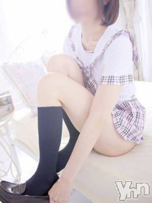 ひなき(19) 身長165cm、スリーサイズB84(C).W52.H83。甲府デリヘル 山梨デリヘル　絆　甲府店(ヤマナシデリヘル　キズナ　コウフテン)在籍。