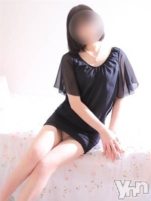 かなで(27) 身長163cm、スリーサイズB85(C).W57.H85。甲府デリヘル 山梨奥さま食堂(ヤマナシオクサマショクドウ)在籍。