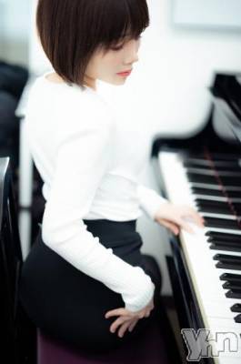 甲府ソープ オレンジハウス えむ(27)の4月23日写メブログ「🌸お昼の顔🎹」